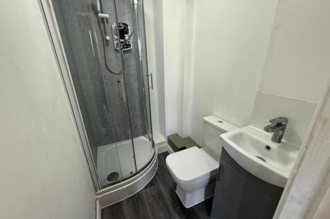 122 Cumberland Road photo 3