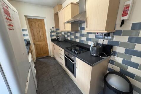 Tiverton Road - 4 bed, Selly Oak, West Midlands, B29 photo 3