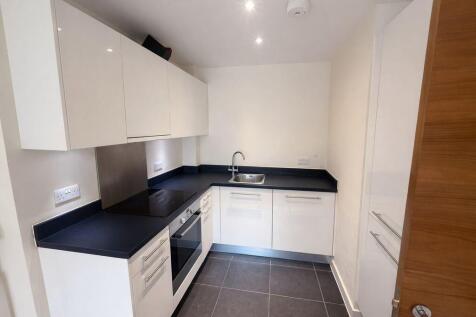 Henry Court, Unwin Way HA7 photo 4