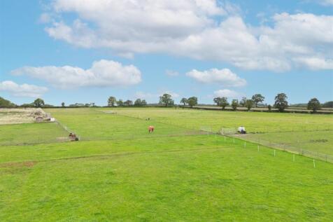 25 Church Street, Belton