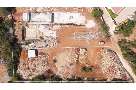 Plot of Land for Construction of 2 Semi-Detached Houses in São Brás de Alportel