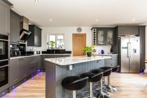 56 Millcroft26.jpg