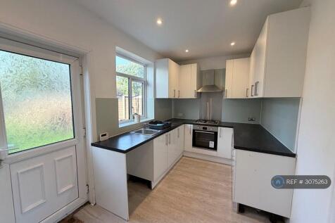 Woodford Road, Manchester, M35 photo 4