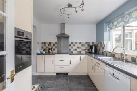 Whitfield Avenue 31 Kitchen-2.jpg