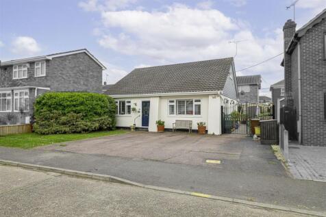 Canvey Island, SS8 - property photo