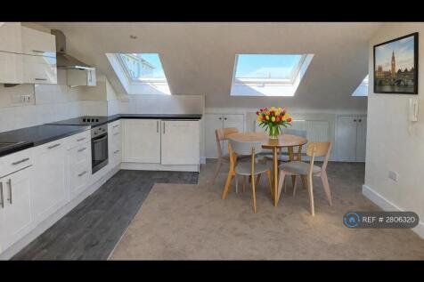 Kitchen/ Dining