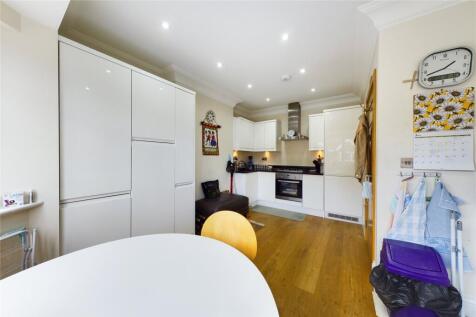 Kitchen/Breakfast 2