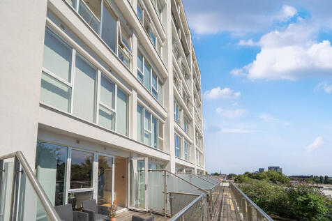 1320870-3-686cf4d...