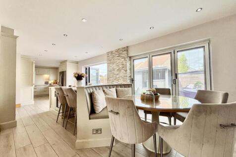 Kitchen/Dining/Family Room