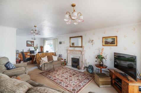 156 Station Road-8.jpg