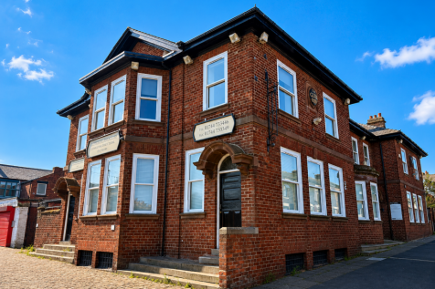 Front Aspect (a)