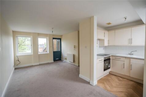 Living Room/Kitchen