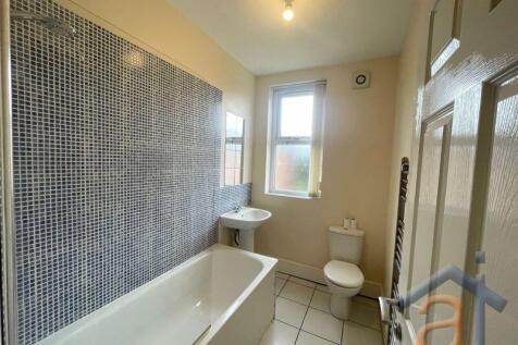 To Let - Knowsley Road, Southport - First Floor Apartment photo 3