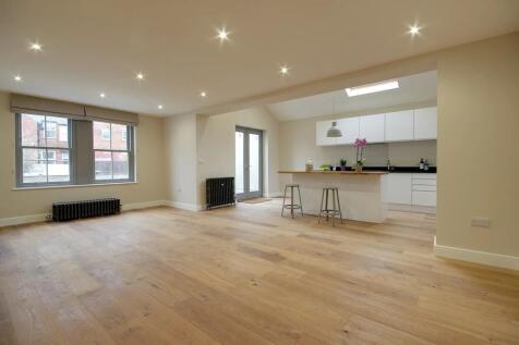 EweMove Harrogate Living Kitchen