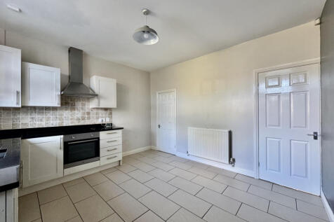 Walkers Terrace, Monk Bretton, Barnsley, S71 photo 5
