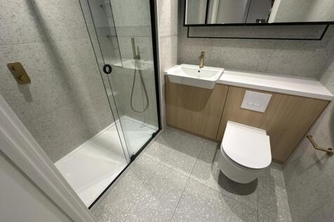 2b apartment near city with excellent value for s