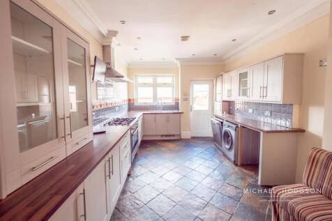 Crosslea Avenue, Barnes, Sunderland photo 3