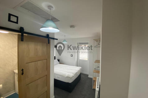 Park Street, Pontypridd photo 4