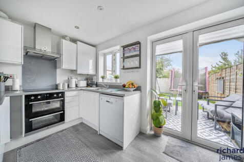 0f87013bf8c44ef6b15d30a2c754eefb