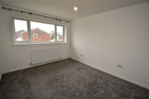 Amberley Avenue, Moreton, Wirral photo 5