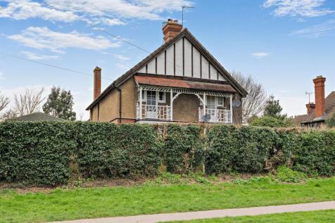 8682355-exterior06-800.jpg