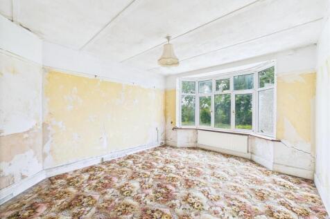 3-bedroom detached bungalow  (12).jpg