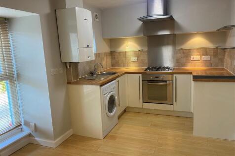 Kitchen / Lounge