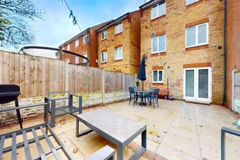 Breccia Gardens Rear Garden
