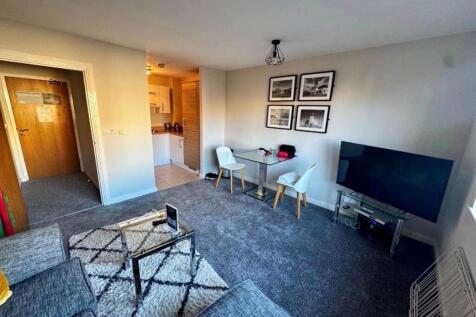 lounge 3