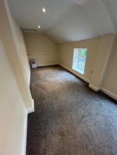Flat 1, 19 Ravensmere photo 4