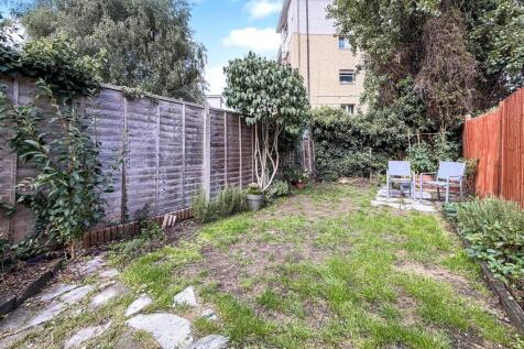 Garden 676