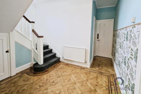The Goffs, Eastbourne, East Sussex, BN21 photo 3