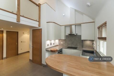St Albans Road, Hemel Hempstead, HP2 photo 2