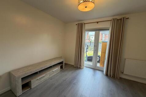 Hawthorn Place, Didcot photo 3