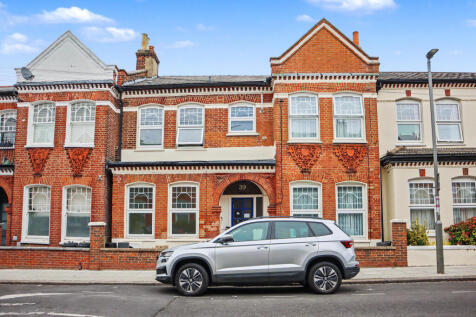 Flat 1, 39 Dafforne Road, Tooting, London SW17 8TY