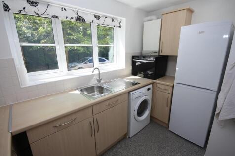 Coppice Court , Whiteley photo 4