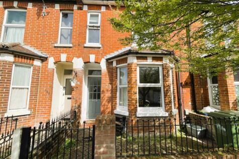 121 Imperial Avenue front.jpeg