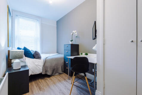 20 Deuchar Street Bedroom 16