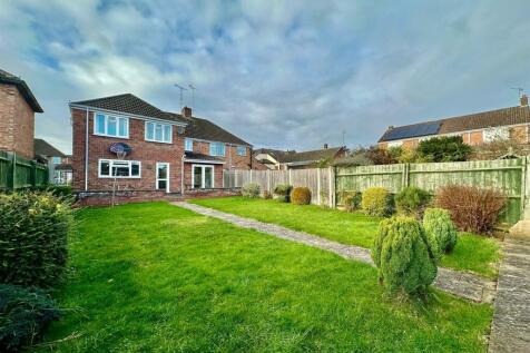 WhatsApp Image 2024-12-09 at 13.59.01_3e9fa750.jpg