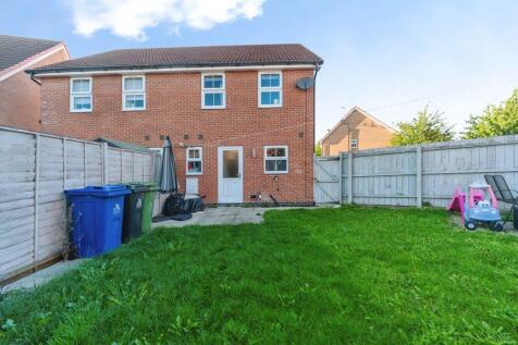 Rear garden view 2
