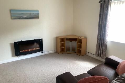 145 Cobnar Road, Norton Woodseats, Sheffield, S8 photo 4