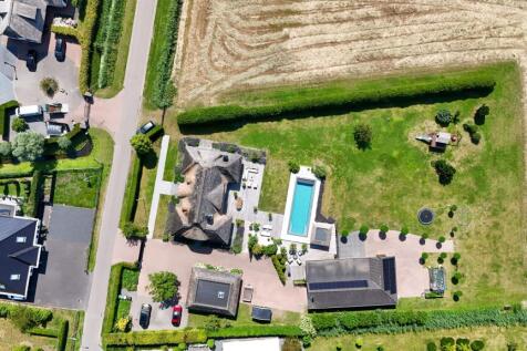 Property Image 98