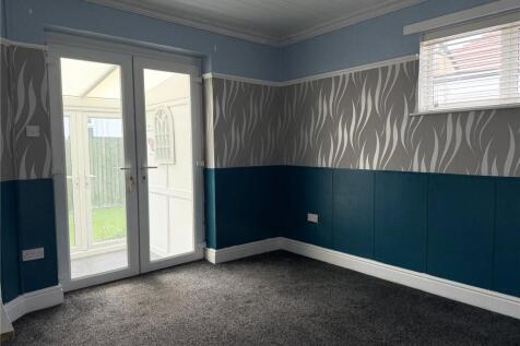 Molineaux Road, Rhyl, Denbighshire, LL18 photo 4