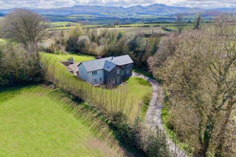 dji_fly_20260331_143336_0245_1775111005369_photo.J