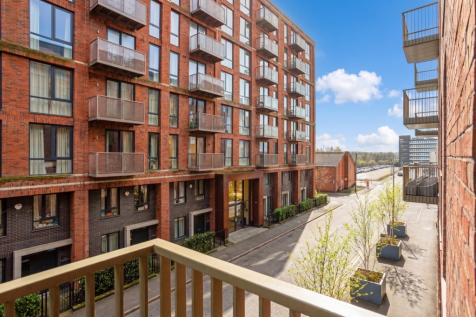 Balcony - External - Hulme Street - EweMove
