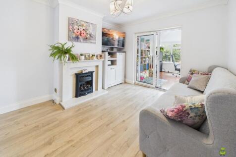 Presented by Clinton at EweMove Bexleyheath and Da