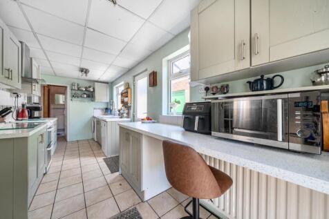 1481160-17-6a3bd7d70c679.jpg