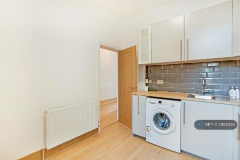 East Road, London, E15 photo 4