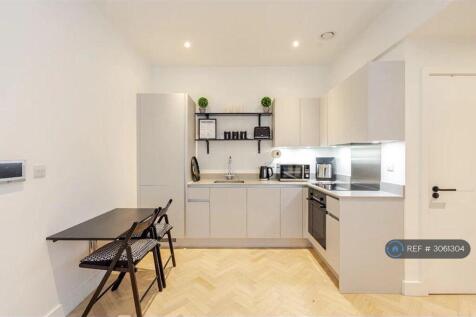 Park House Apartments, Slough, SL1 photo 3