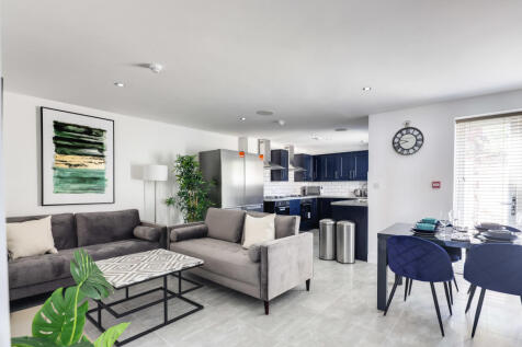 6-bed terraced on Portman road, Liverpool, L15 2HH, £702/mo